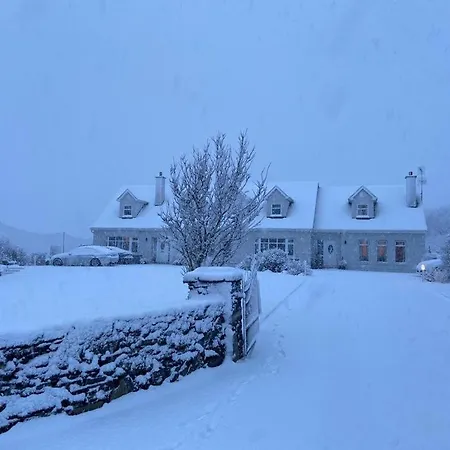 Racecourse Апартаменты Клифден